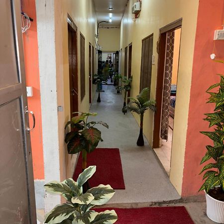 Shakuntala Guest House Ayodhya Dış mekan fotoğraf